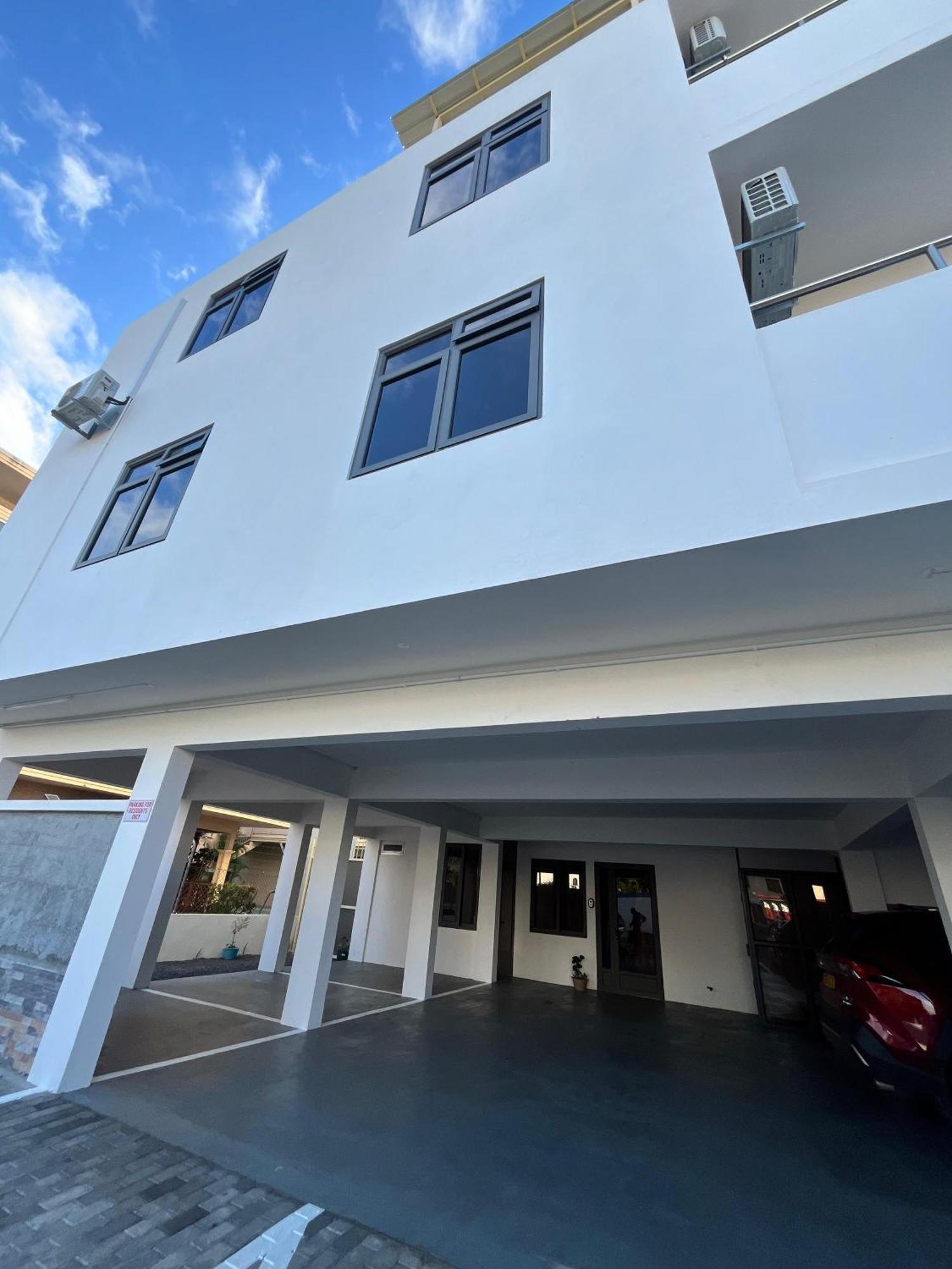 Nayuha Buildings B2 Flic-en-Flacq